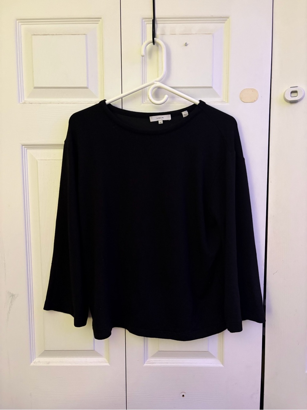 Vince Women's Long Sleeve Crewneck Top Black size M